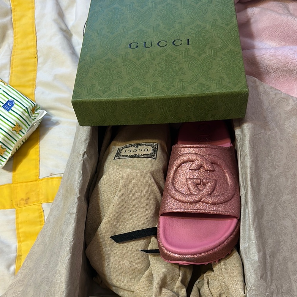 Gucci Shimmering Pink Slides